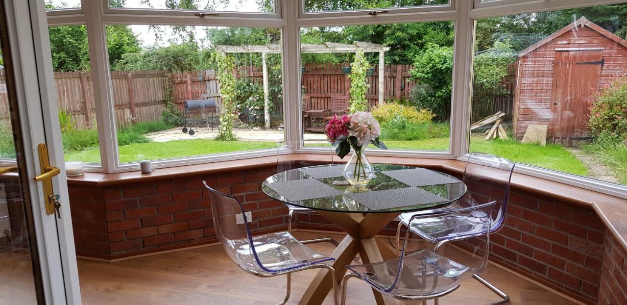 Home2Home Meadow Close East Kilbride Bagian luar foto